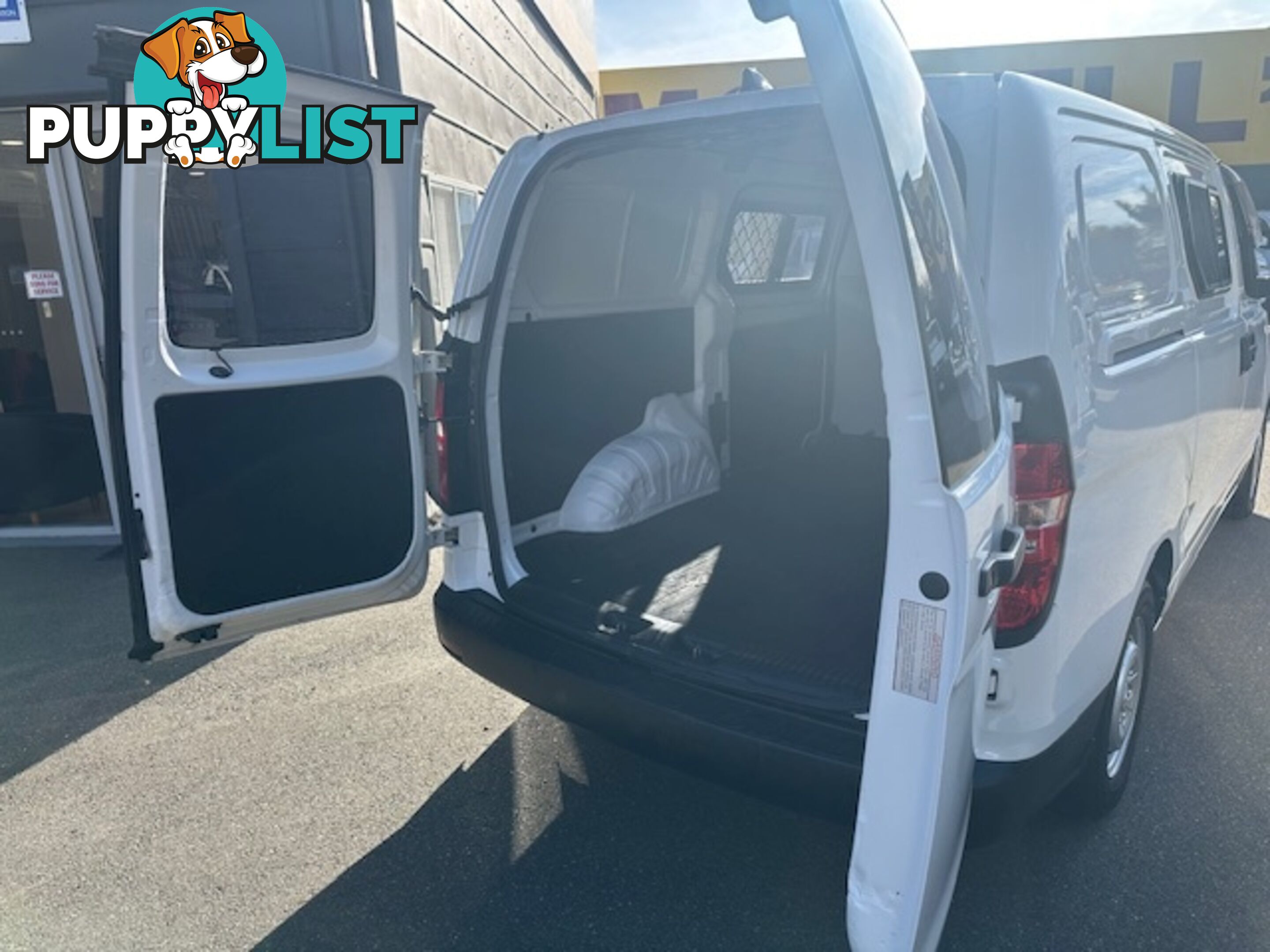 2019 HYUNDAI ILOAD 3S TWIN SWING TQ4 MY19 4D VAN