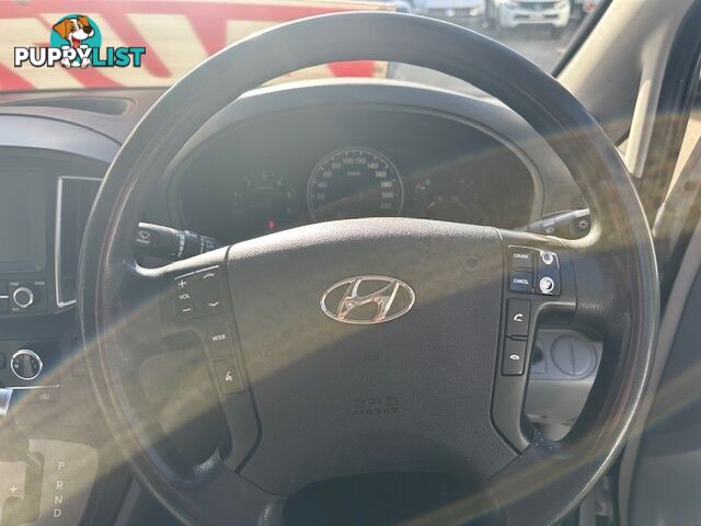 2019 HYUNDAI ILOAD 3S TWIN SWING TQ4 MY19 4D VAN