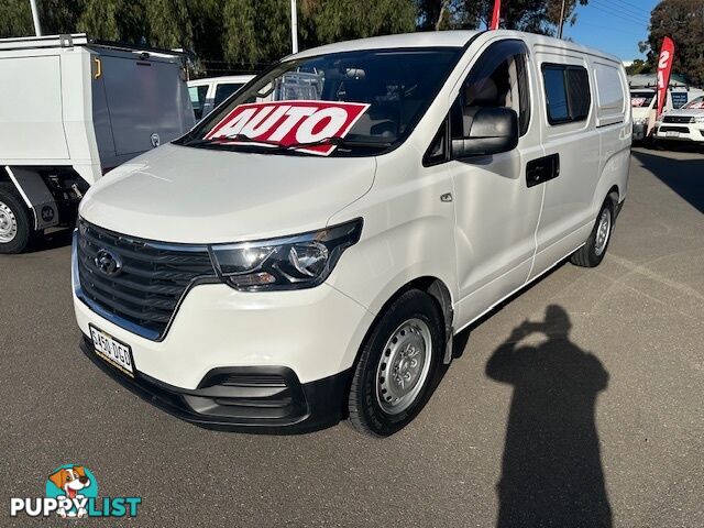 2019 HYUNDAI ILOAD 3S TWIN SWING TQ4 MY19 4D VAN