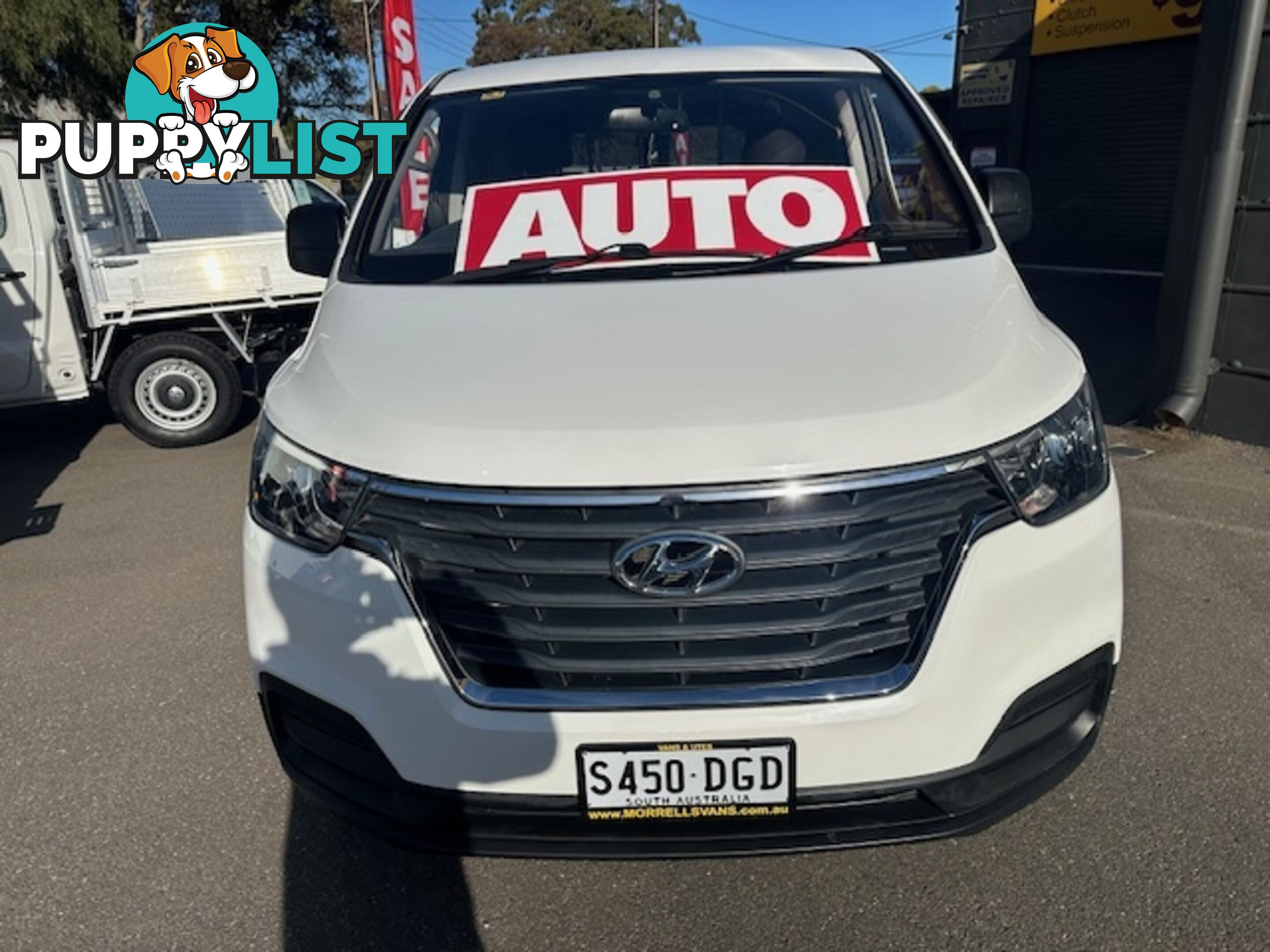 2019 HYUNDAI ILOAD 3S TWIN SWING TQ4 MY19 4D VAN