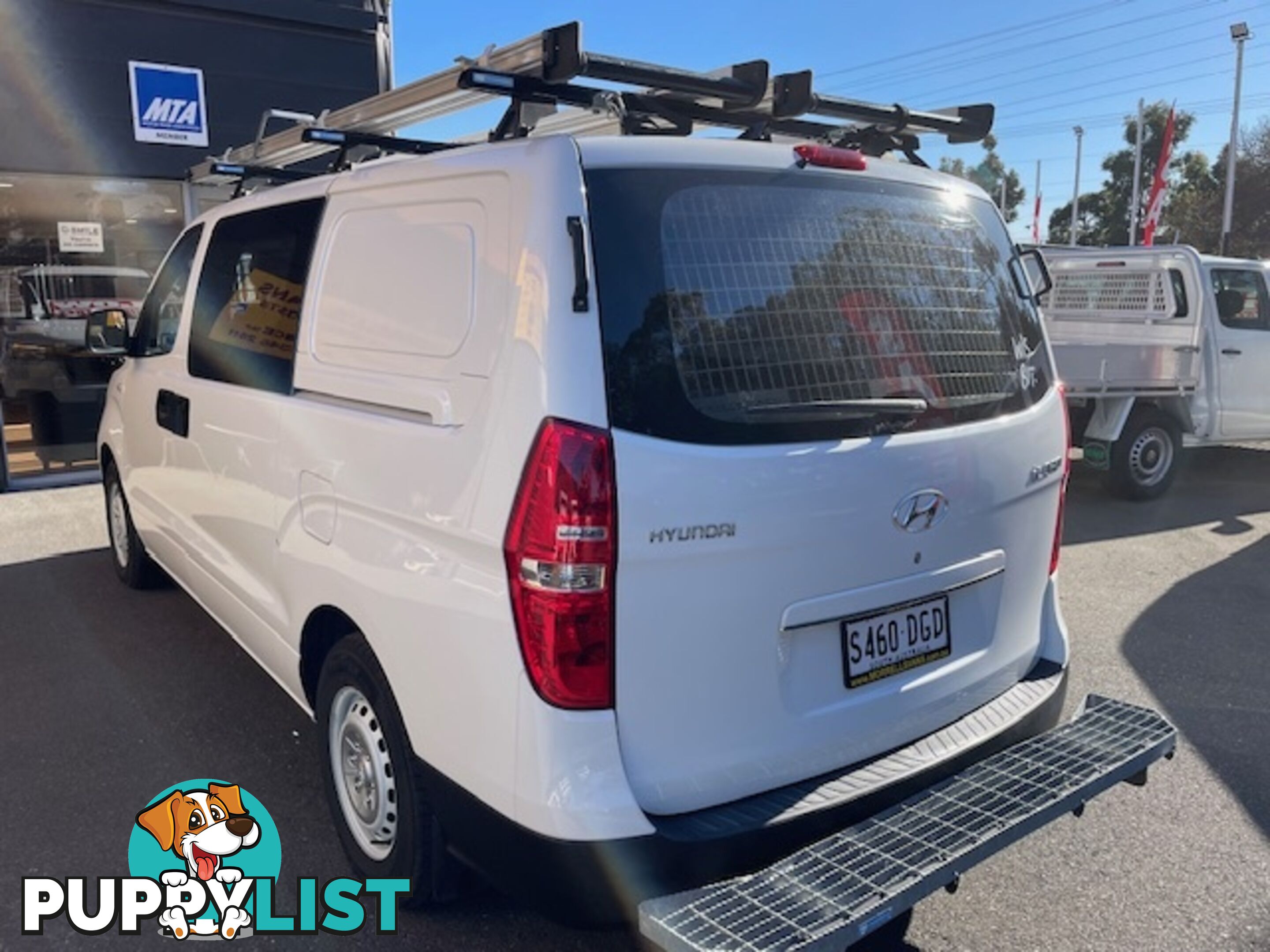 2018 HYUNDAI ILOAD 3S LIFTBACK TQ4 MY19 4D VAN