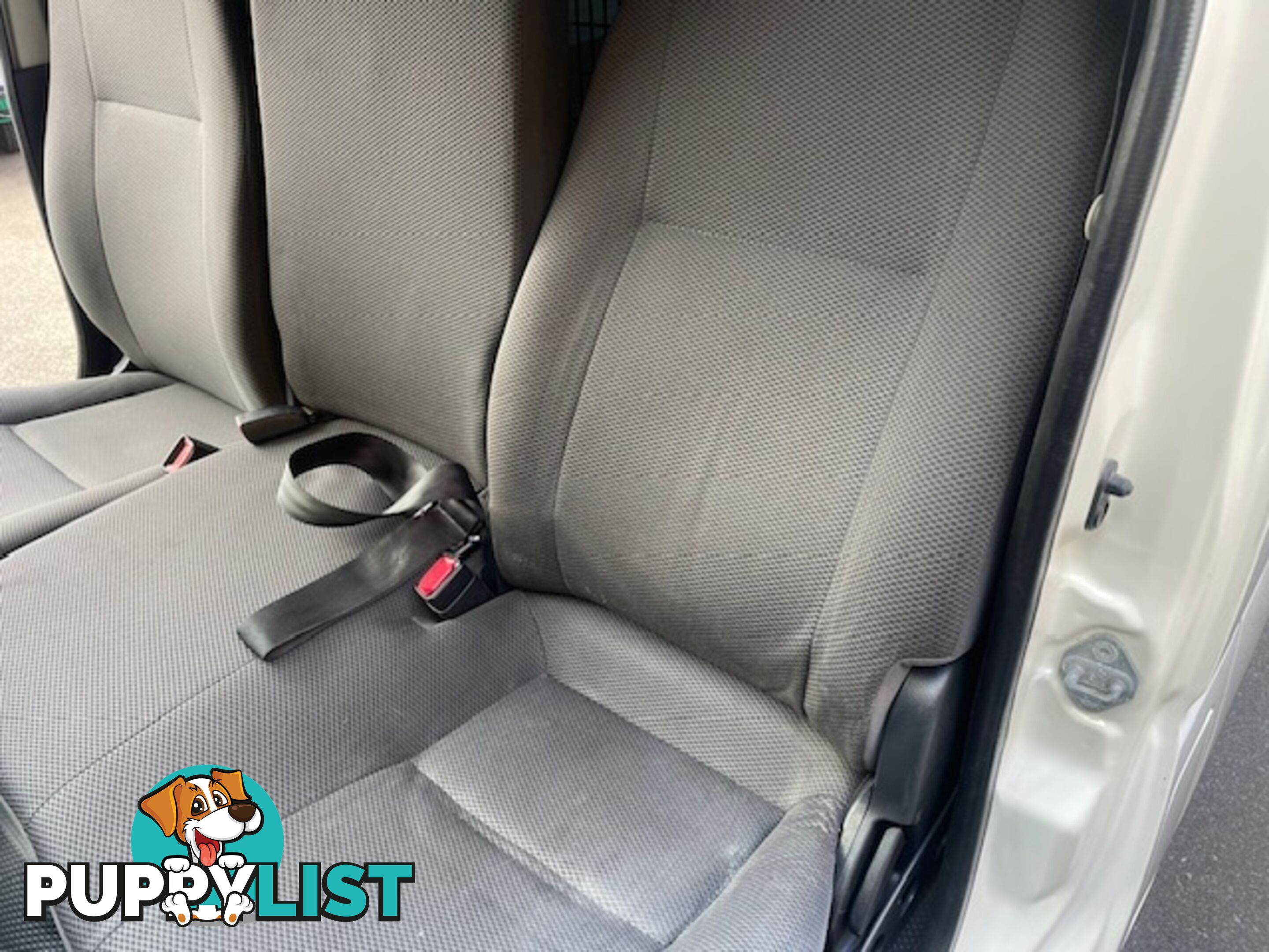 2013 TOYOTA HIACE LWB TRH201R MY12 UPGRADE 4D VAN
