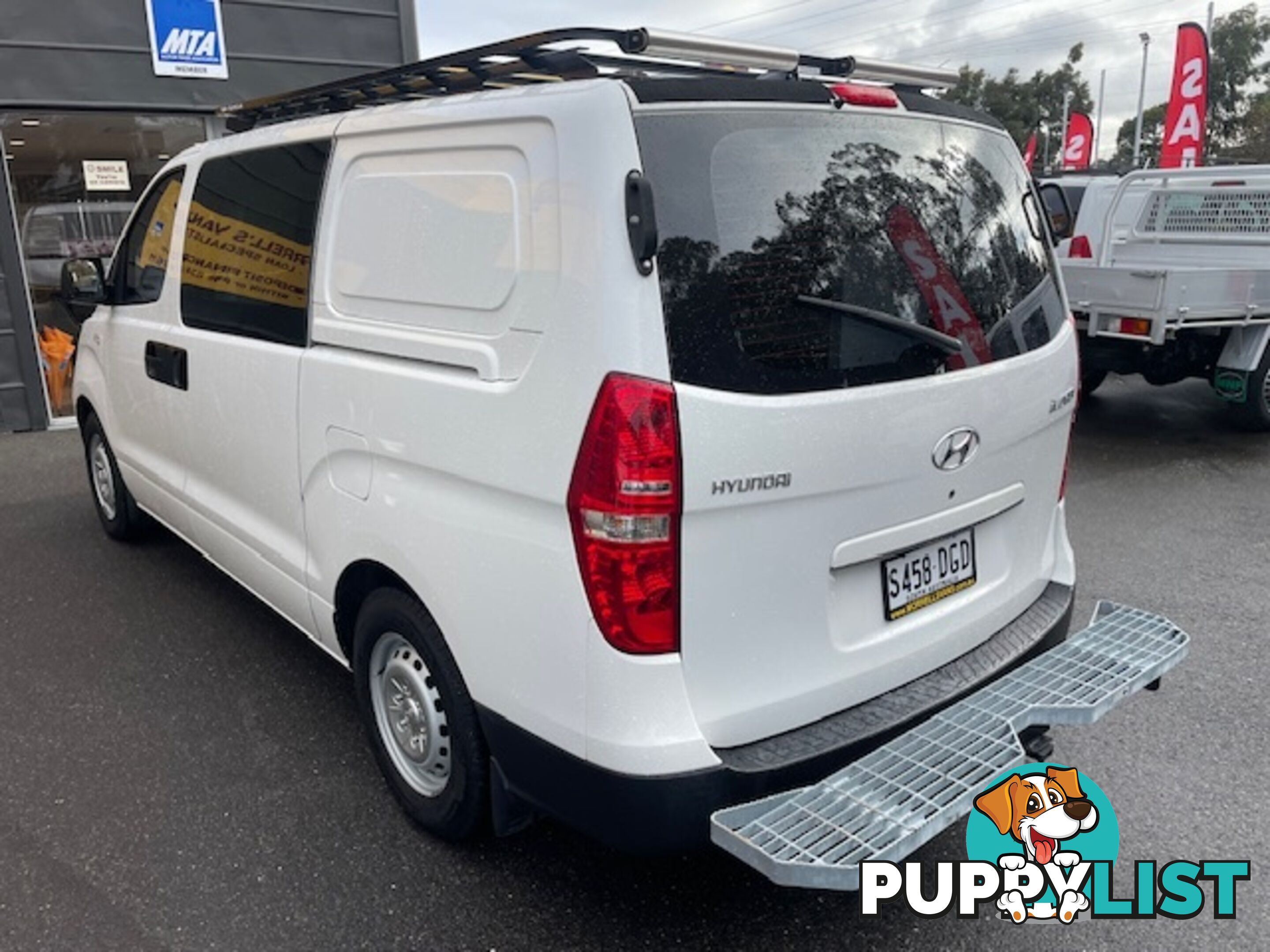 2020 HYUNDAI ILOAD 3S LIFTBACK TQ4 MY21 4D VAN