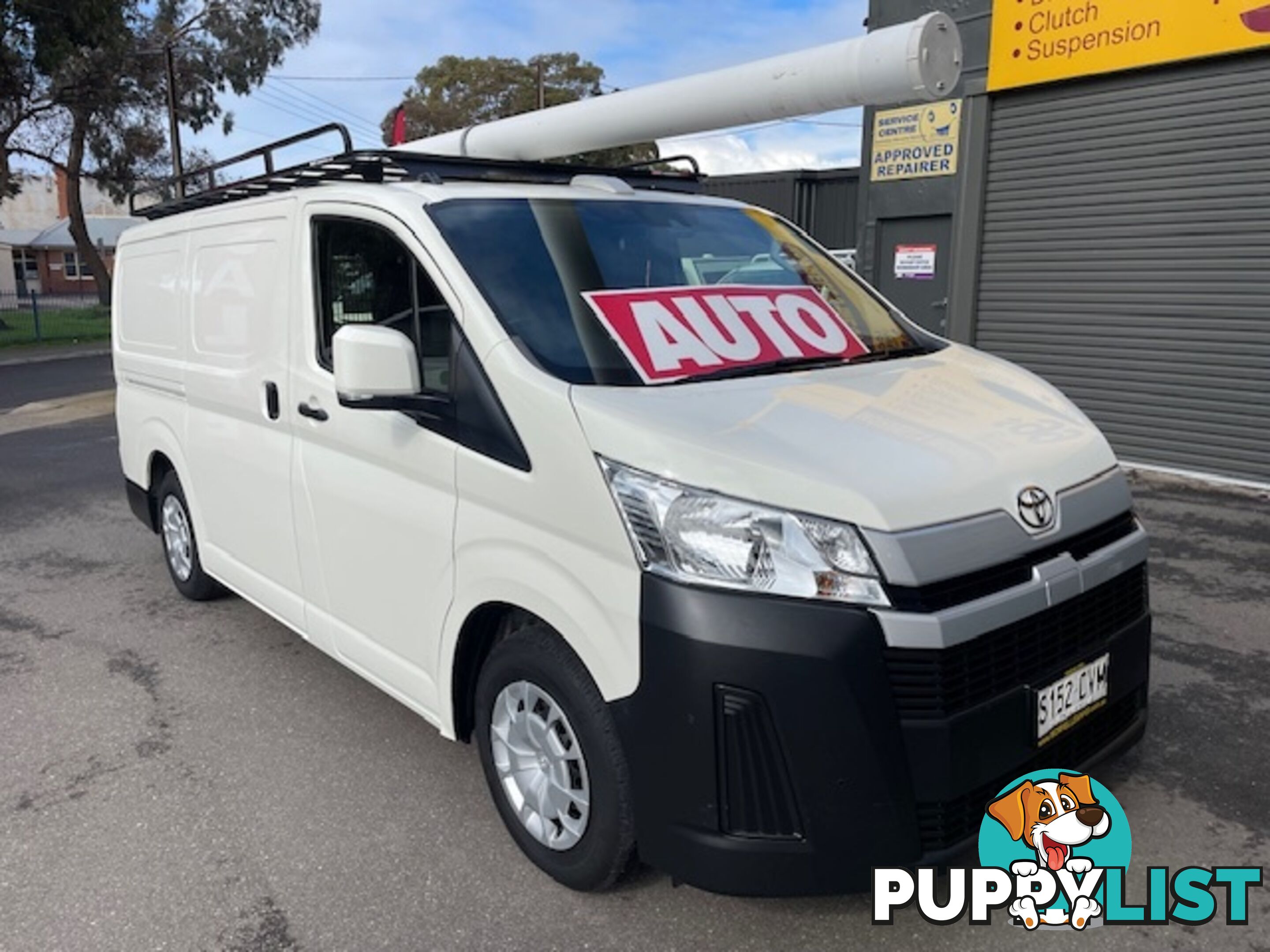 2023 TOYOTA HIACE LWB GDH300R 5D VAN