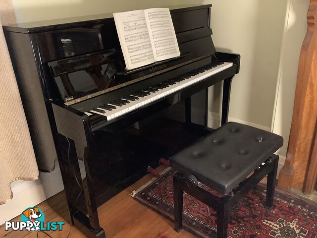 Ronisch upright piano