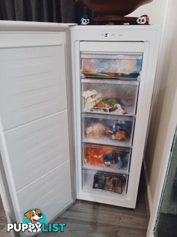275 liter freezer excellent condition