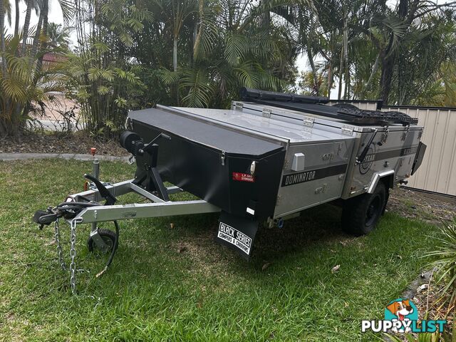 2020 Black Series Dominator 5.3m (17ft) V4 High Side