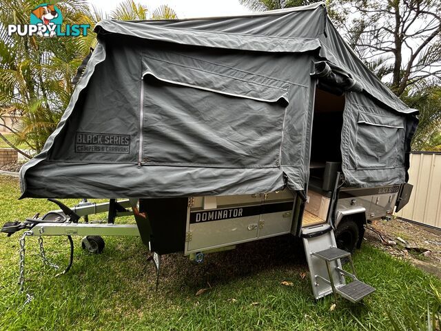 2020 Black Series Dominator 5.3m (17ft) V4 High Side