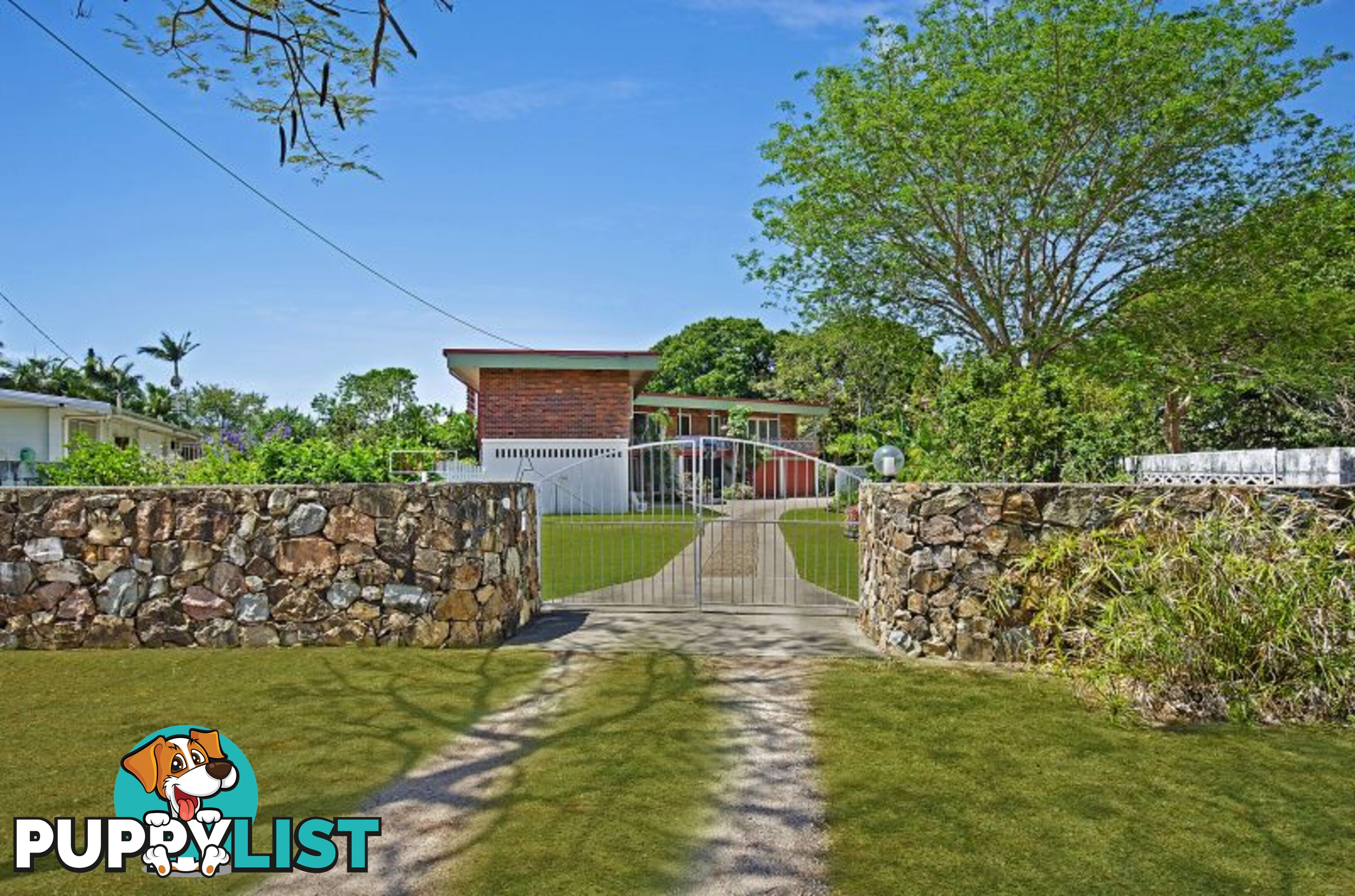 11 Bartlett Avenue MUNDINGBURRA QLD 4812