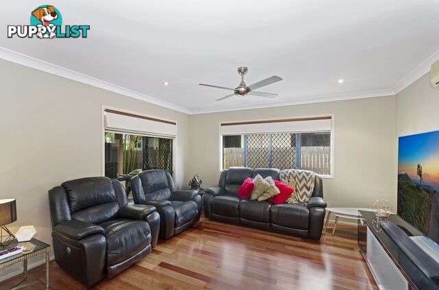 4 Monaro Circuit MOUNT LOUISA QLD 4814