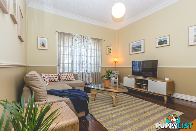 82 Barton St MAYFIELD NSW 2304