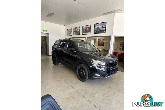 2024 MAHINDRA XUV700 AX7L BLACK EDITION  WAGON