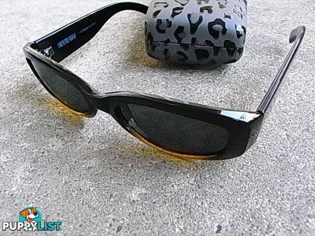 COUNTRY ROAD SUNGLASSES MADE IN ITALY PICKUP OR POST 6.99