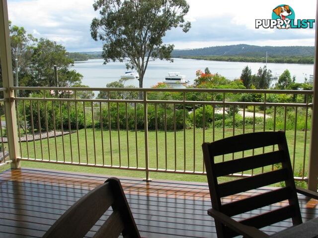 5 Jasper Street RUSSELL ISLAND QLD 4184