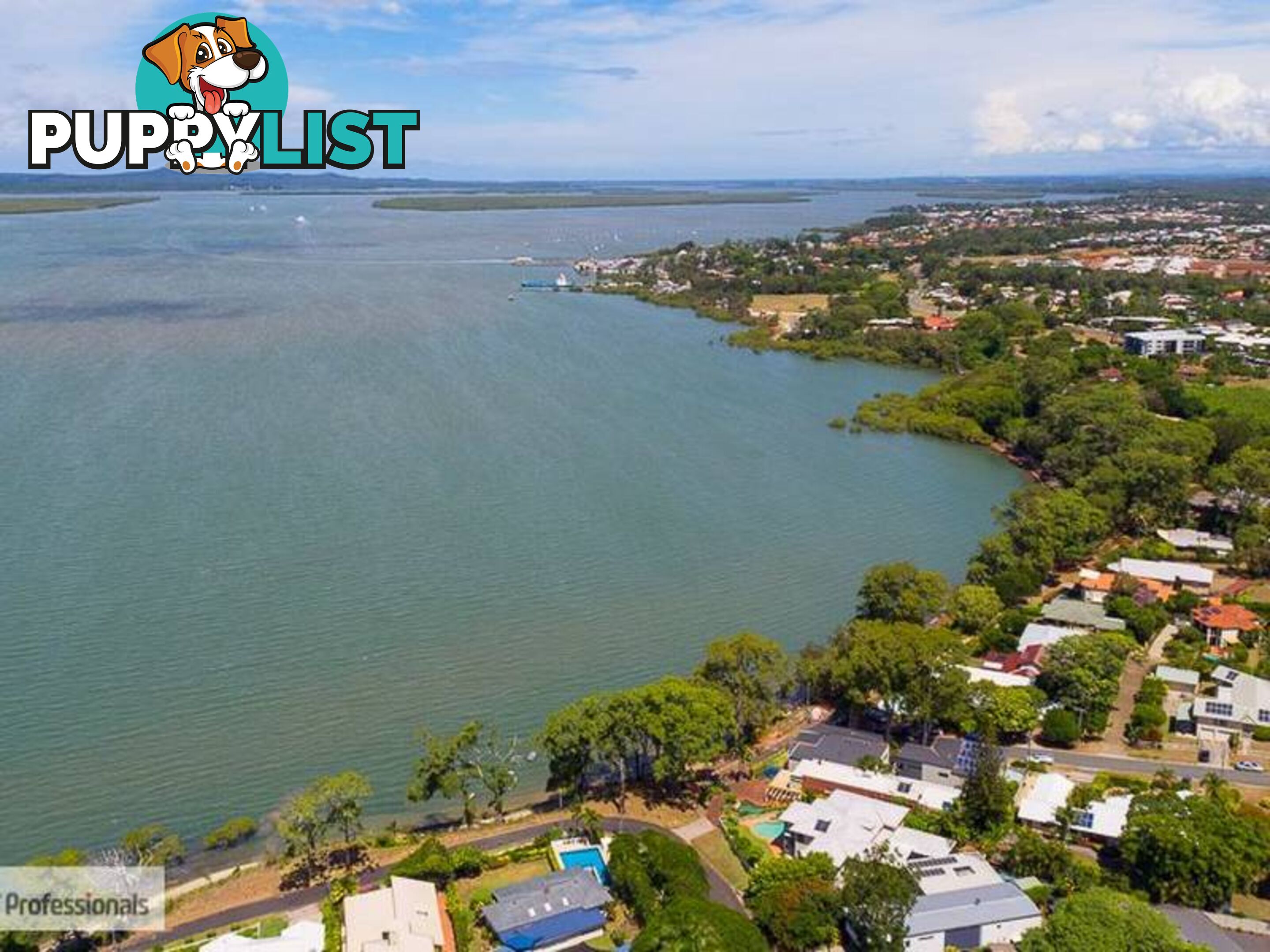 15 Esplanade REDLAND BAY QLD 4165