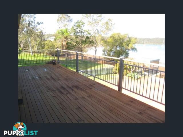 30 Emerson Street RUSSELL ISLAND QLD 4184