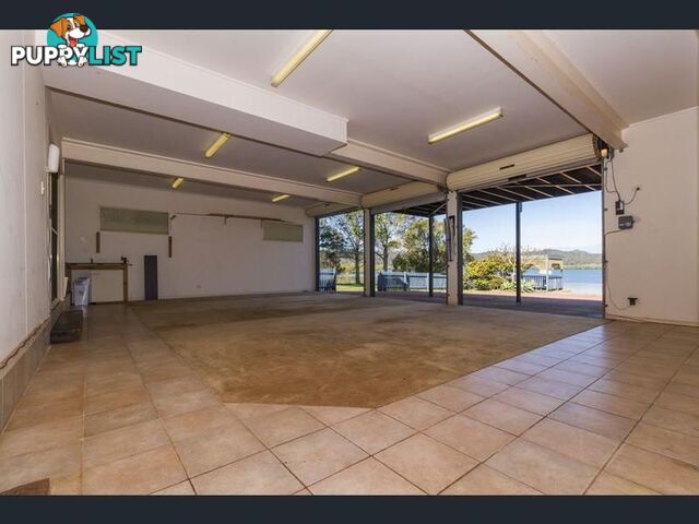 30 Emerson Street RUSSELL ISLAND QLD 4184