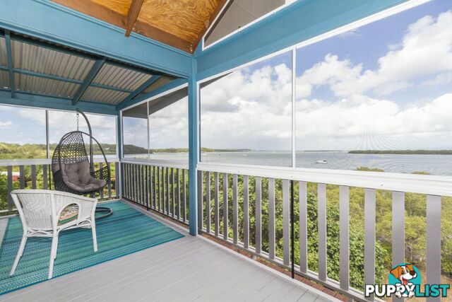 14 Emily Crescent MACLEAY ISLAND QLD 4184