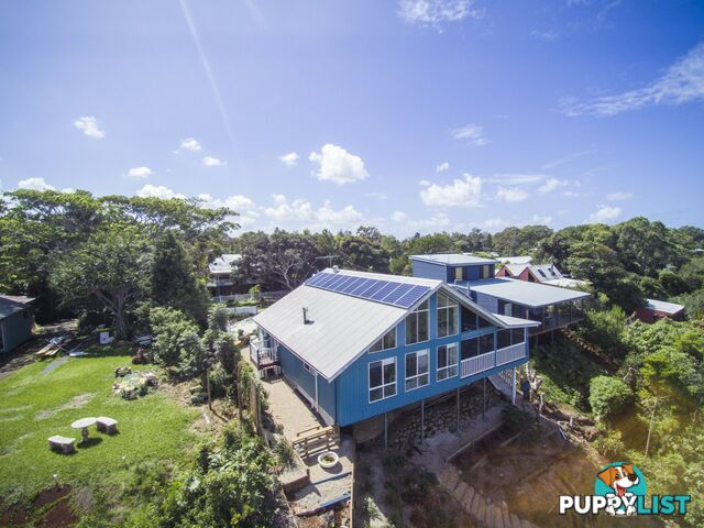 14 Emily Crescent MACLEAY ISLAND QLD 4184