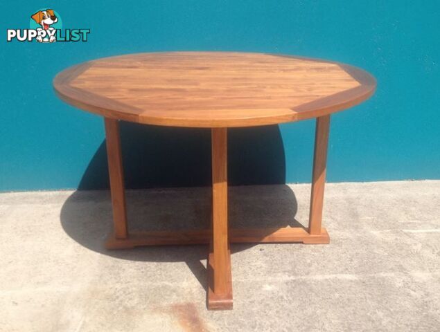 Outdoor Furniture Solid Teak Wood Oiled Round Table 120cm