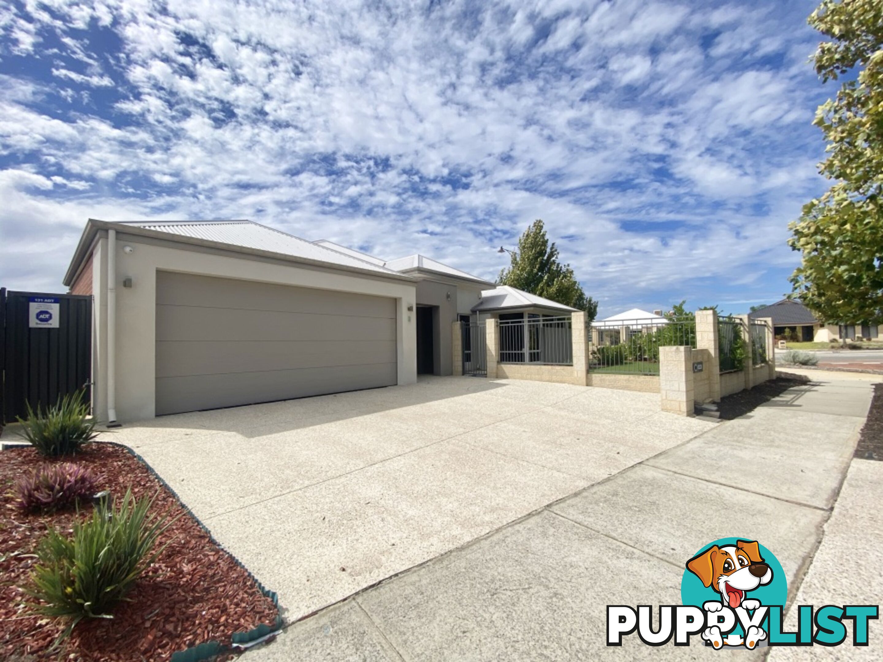 2 Ellery gate AVELEY WA 6069