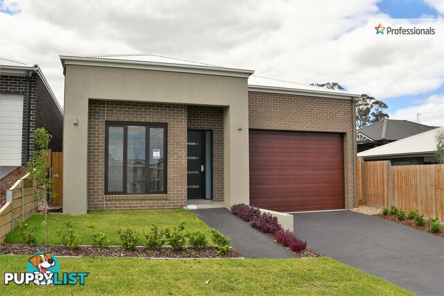 4 Romney Street Elderslie NSW 2570