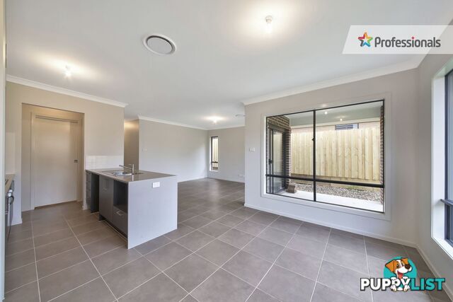 45 Kingsman Avenue Elderslie NSW 2570