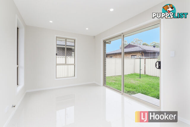 8/21-23 Derby Street ROOTY HILL NSW 2766