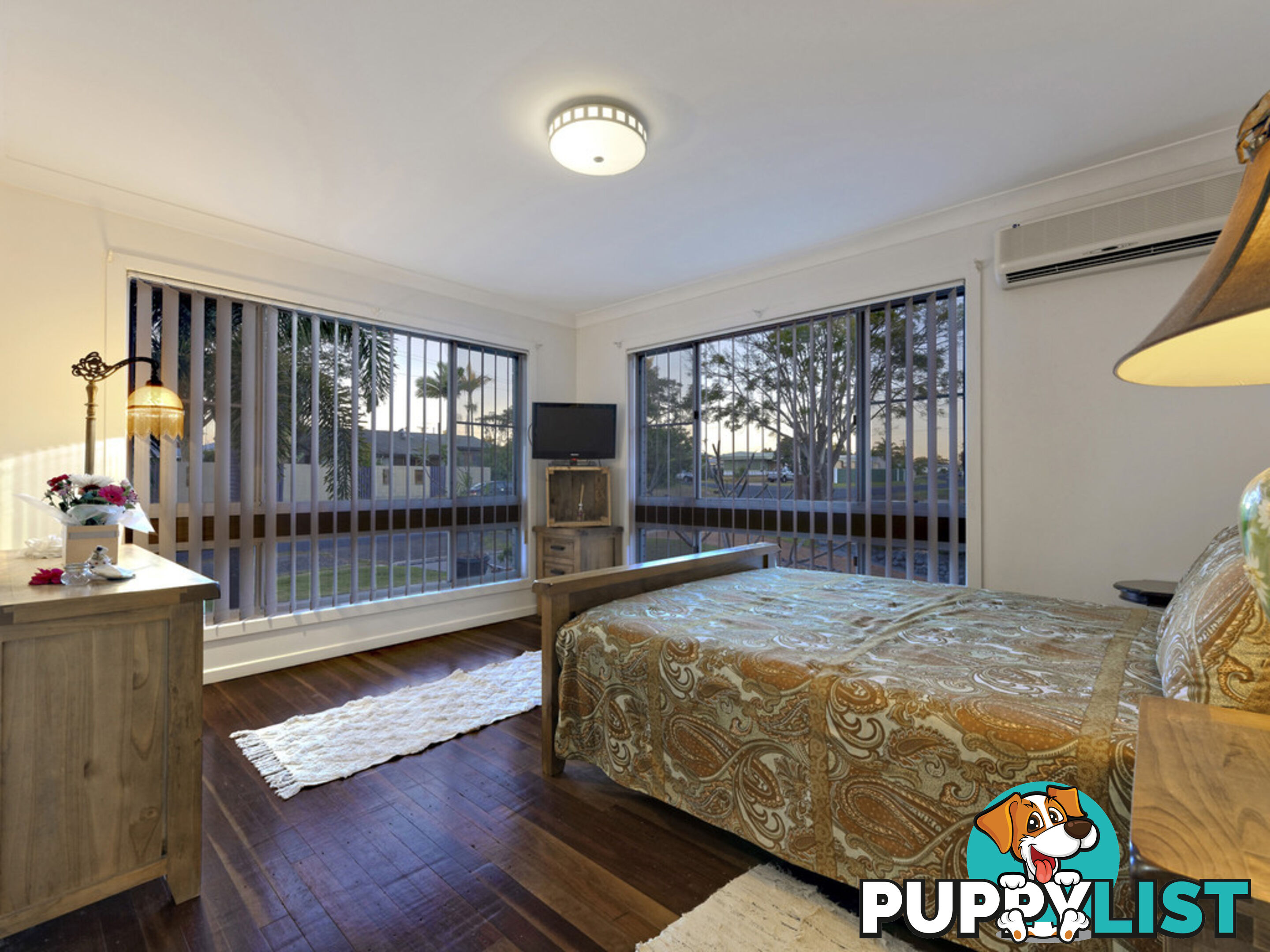 40 McNeilly Street SVENSSON HEIGHTS QLD 4670