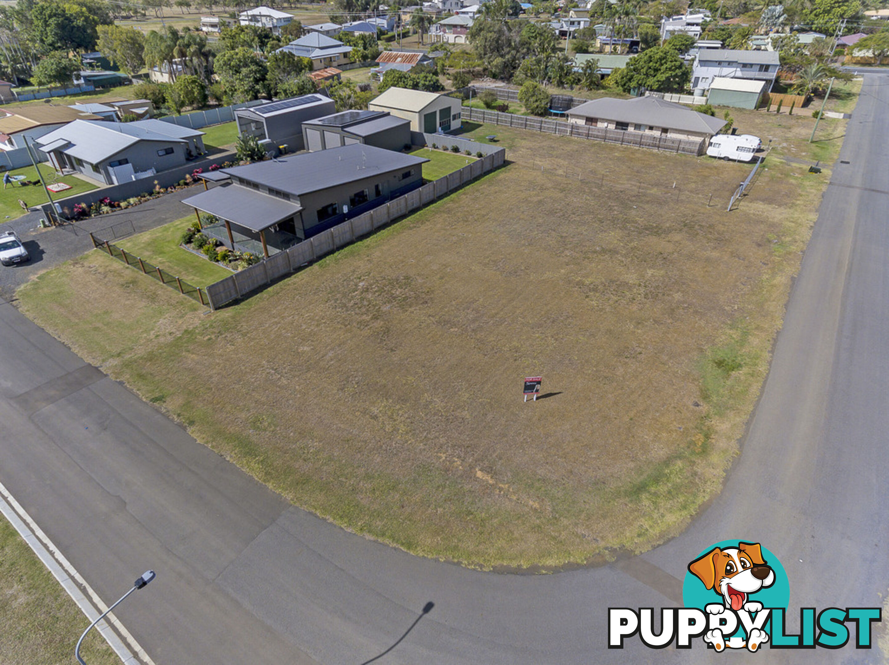 20 Marshall Street BURNETT HEADS QLD 4670