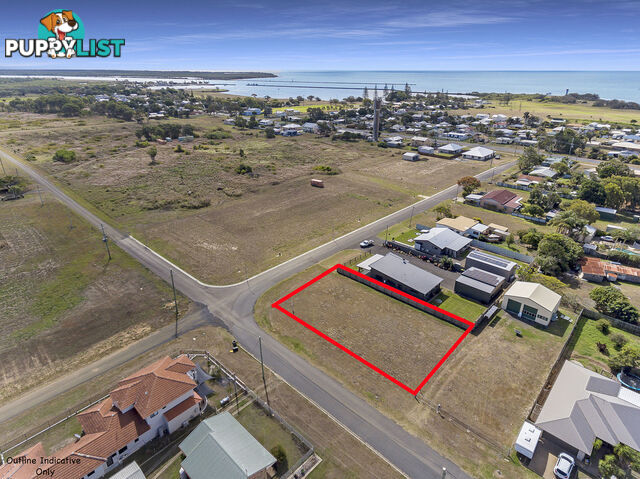 20 Marshall Street BURNETT HEADS QLD 4670