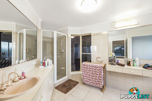 19 Rosedale Road OAKWOOD QLD 4670