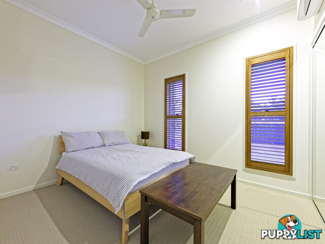 8 Golden Penda Court KALKIE QLD 4670