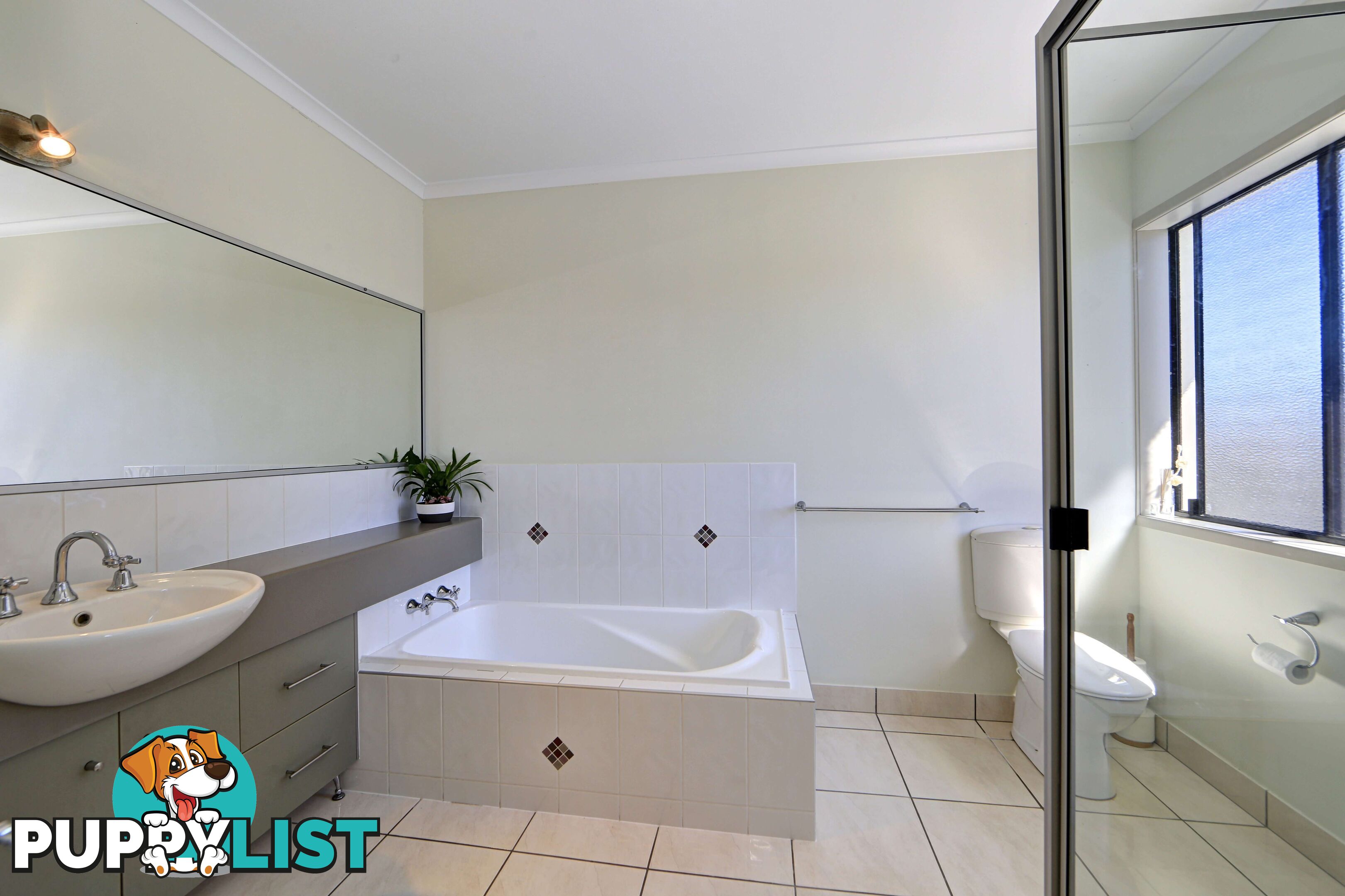 1 Osprey Drive WOODGATE QLD 4660