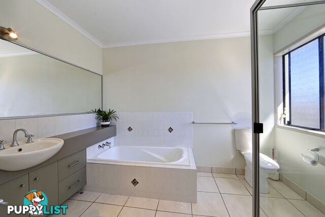 1 Osprey Drive WOODGATE QLD 4660