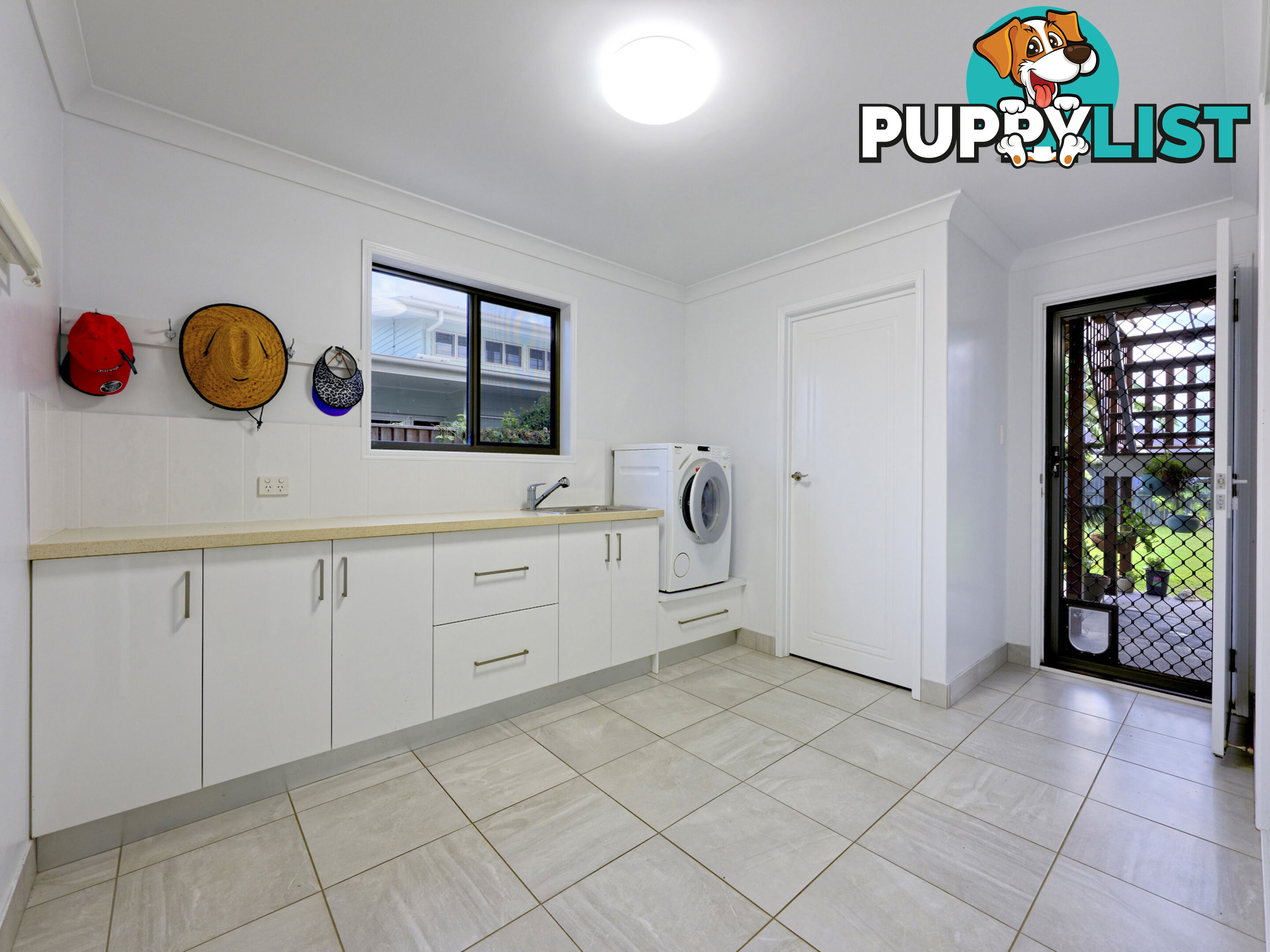 2 Esplanade INNES PARK QLD 4670