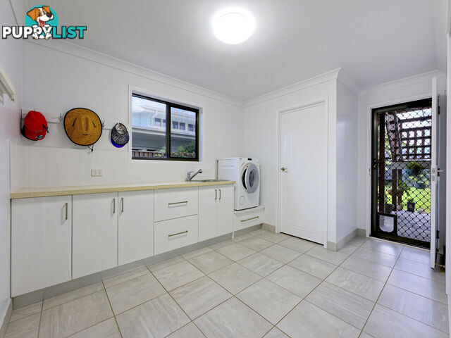 2 Esplanade INNES PARK QLD 4670