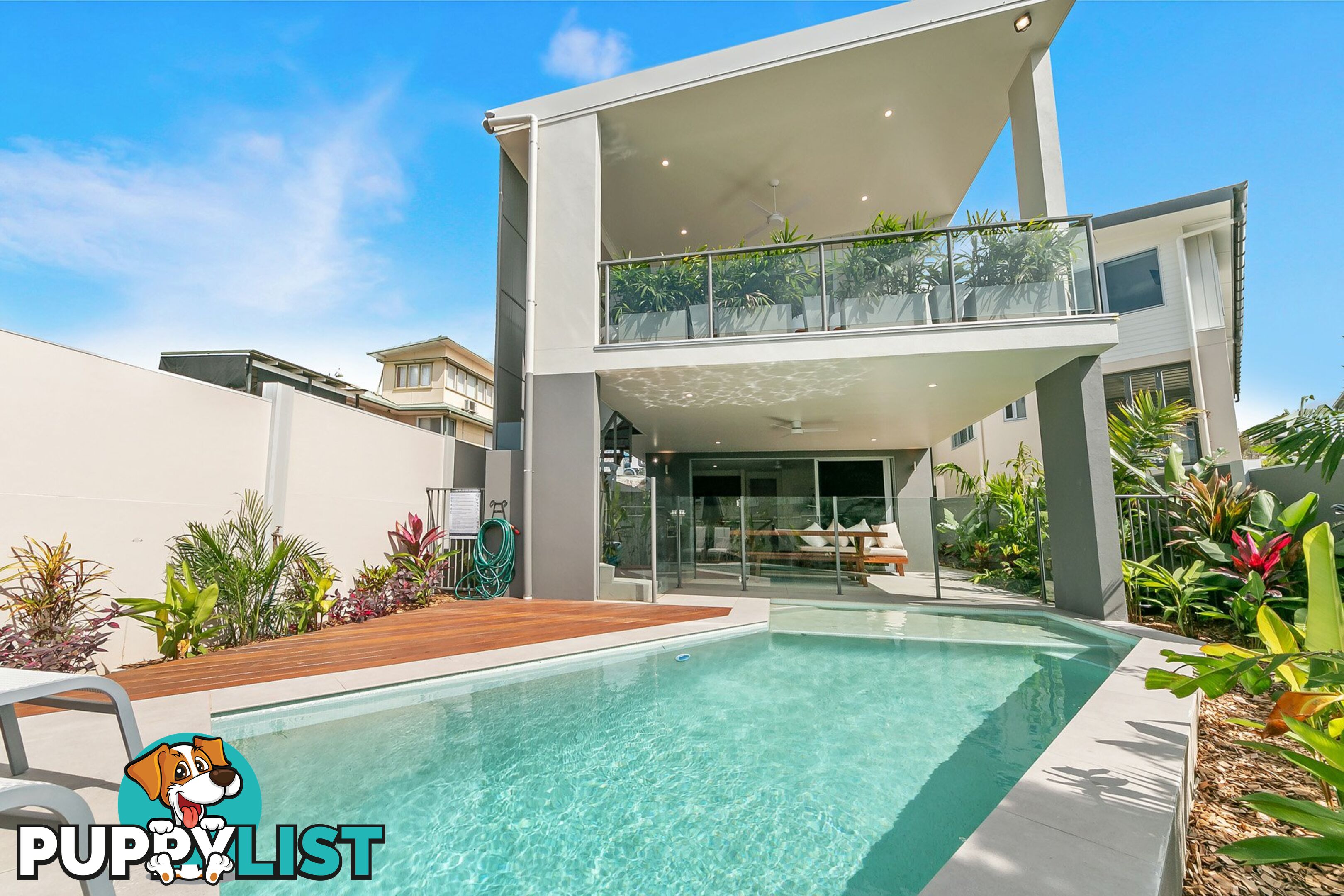 7A Mary Street ALEXANDRA HEADLAND QLD 4572