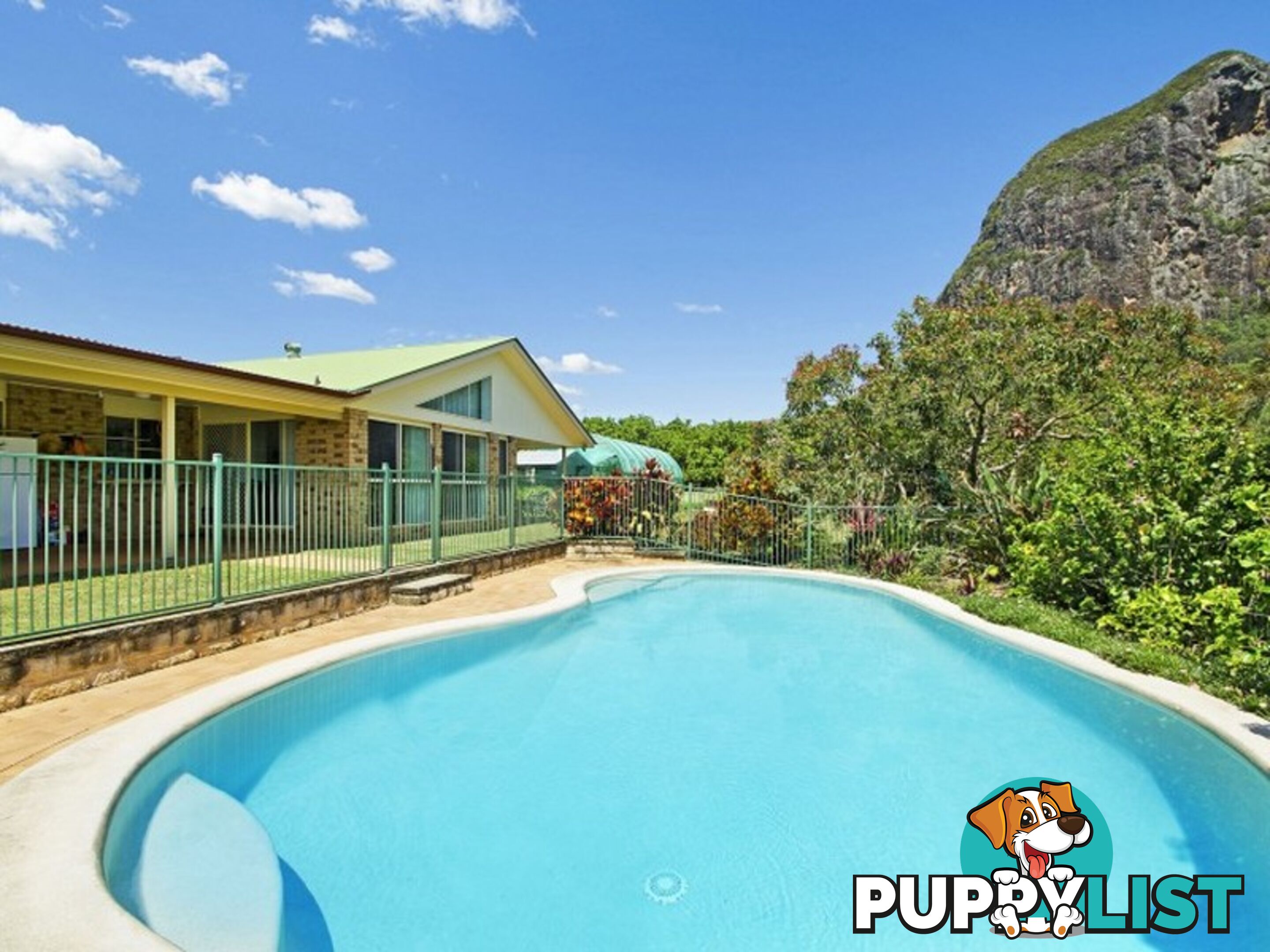 21 Burns Road GLASSHOUSE MOUNTAINS QLD 4518