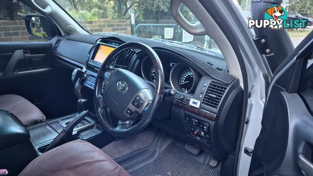 2011 Toyota Landcruiser VDJ200R MY12 SAHARA SUV Automatic