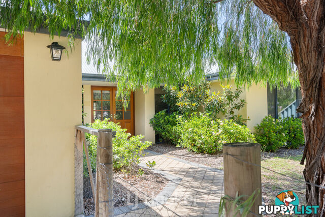 8 Westminster Avenue WEST BUSSELTON WA 6280