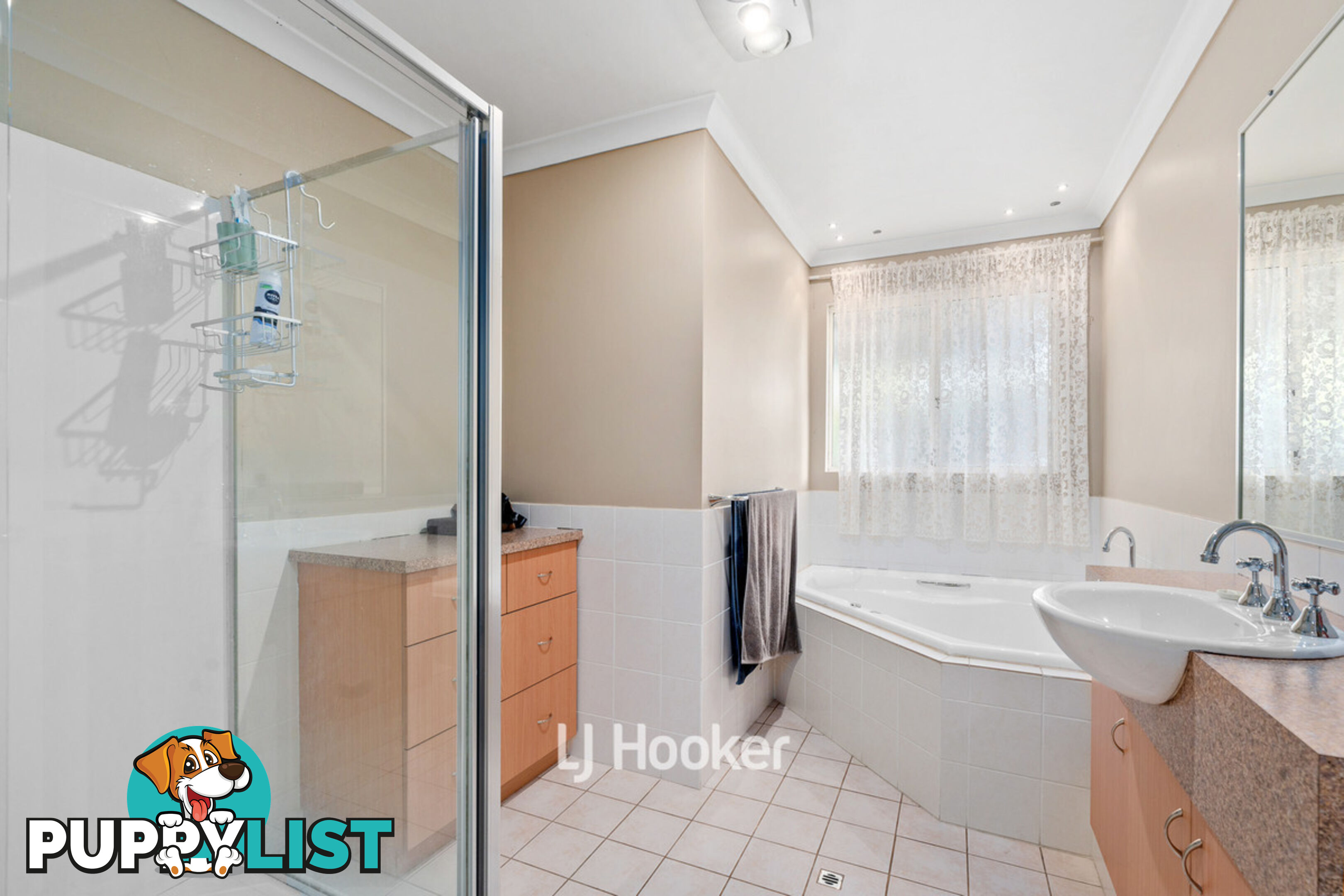 15 Deakin Street COLLIE WA 6225