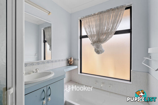 7 Isandra Bend GLEN IRIS WA 6230