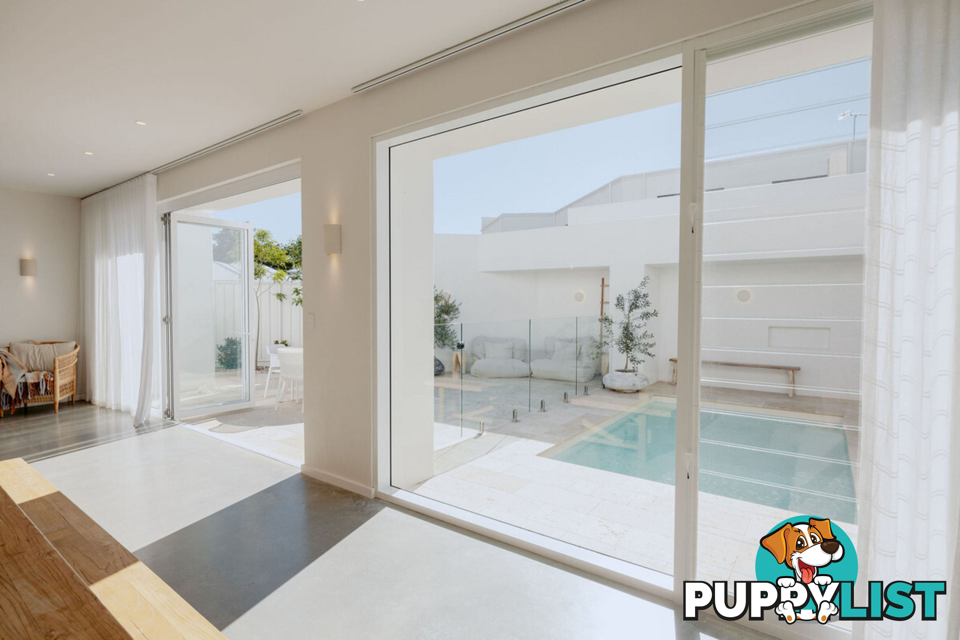 1/10 Hennessey Loop DUNSBOROUGH WA 6281