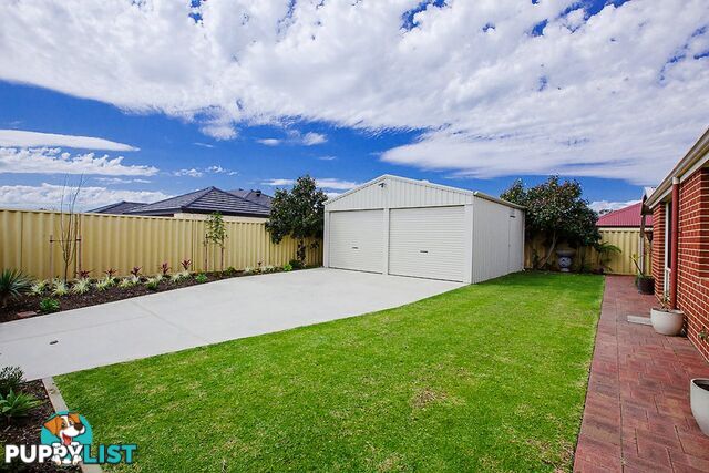 1 Holroyd Gardens MILLBRIDGE WA 6232