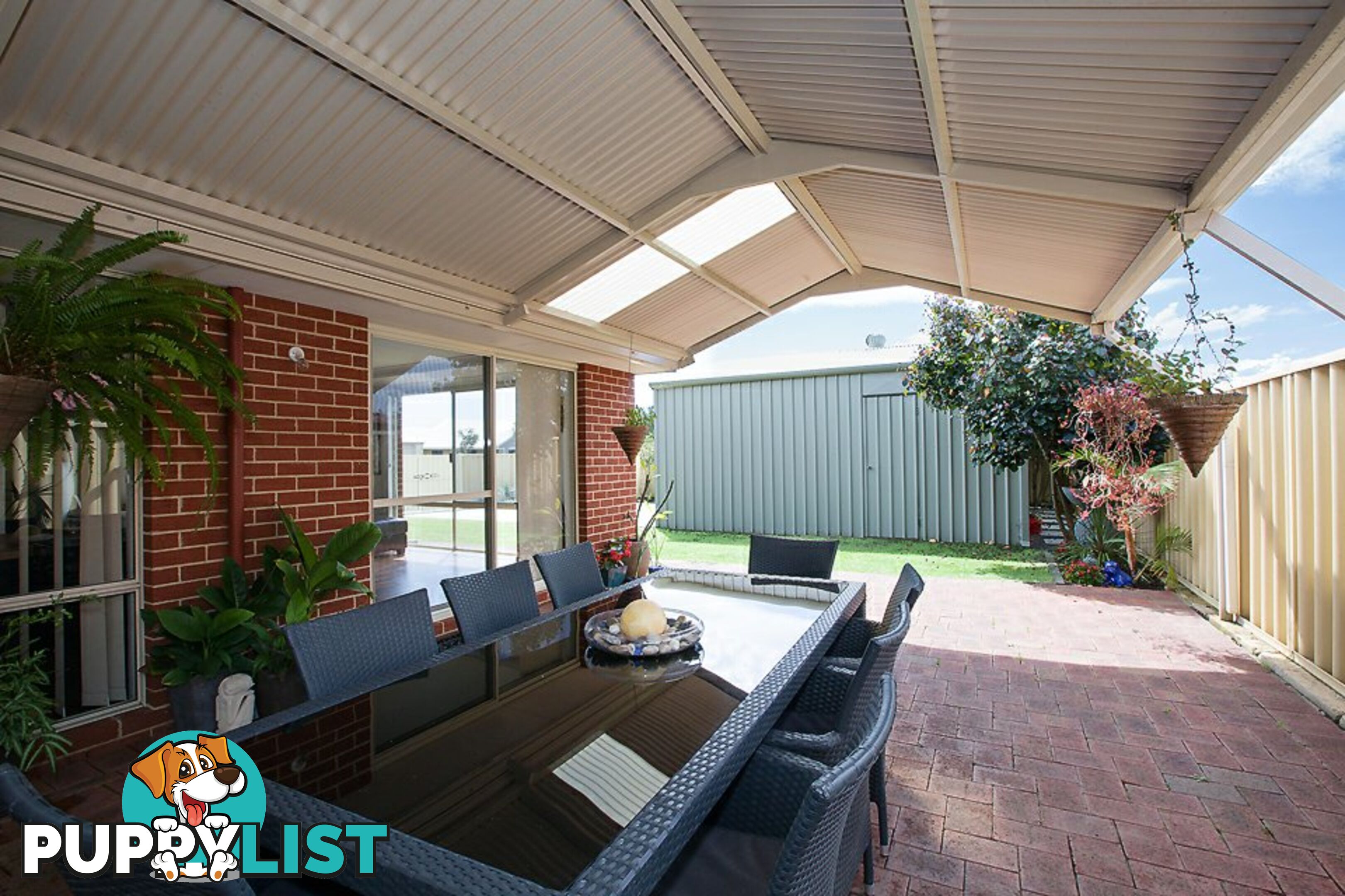 1 Holroyd Gardens MILLBRIDGE WA 6232