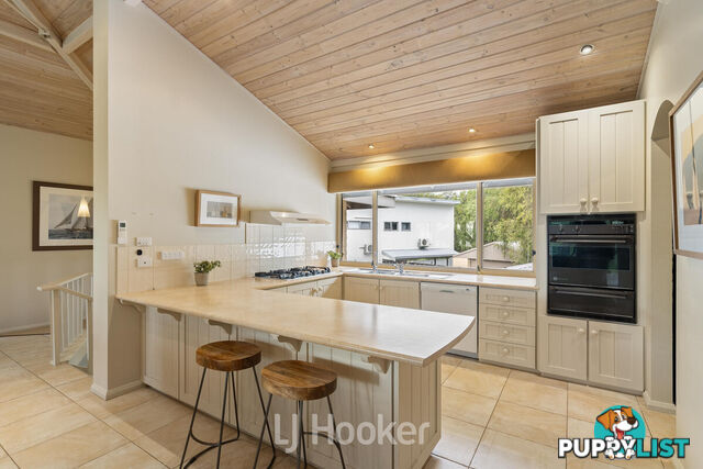 398 Geographe Bay Road QUINDALUP WA 6281