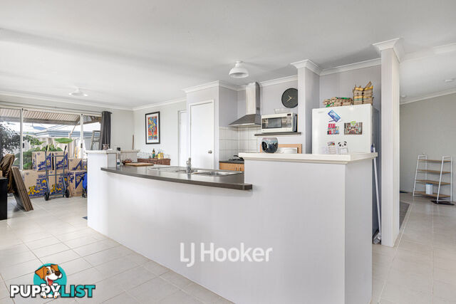 16 Meredith Way USHER WA 6230