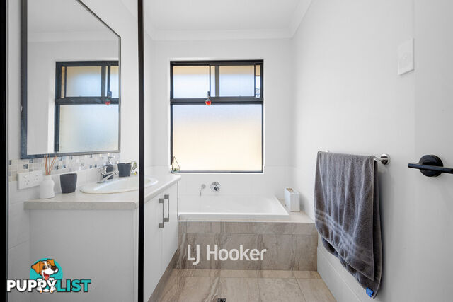 2/22 Wandoo Way EATON WA 6232