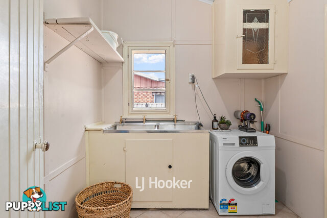 1A Queensbury Street CAREY PARK WA 6230